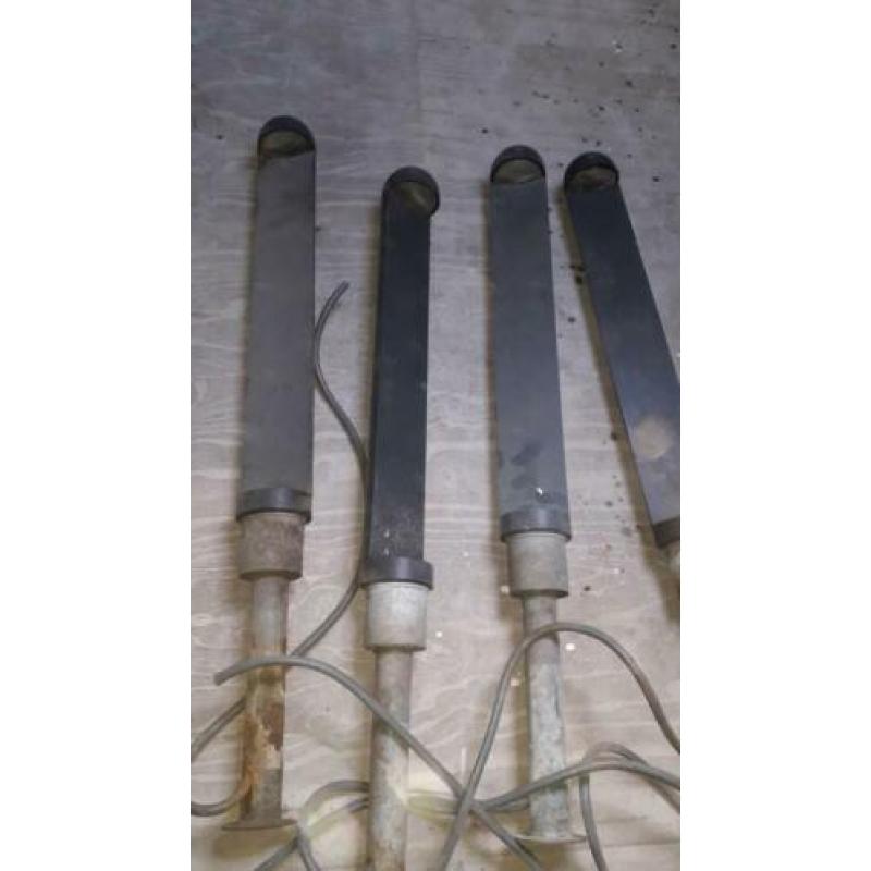 4 strakke tuinlantaarns