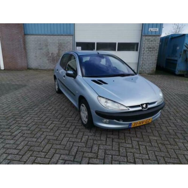 Peugeot 206 1.4 bJ 2002 AIRCO Nw APK