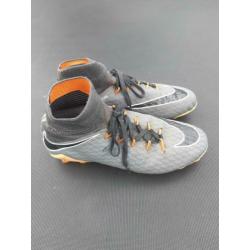 Voetbalschoenen Nike, maat 41