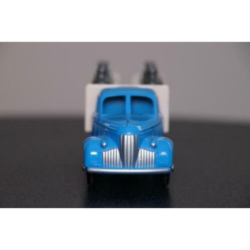 Studebaker melkwagen - Dinky Toys 25O - ATLAS