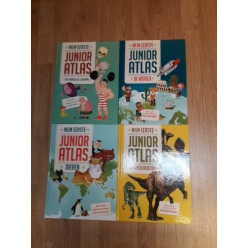 4 x junior atlas. Allemaal nieuw