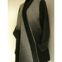 Sao Paulo zwart - grijs jas met rits , wool vest maat S