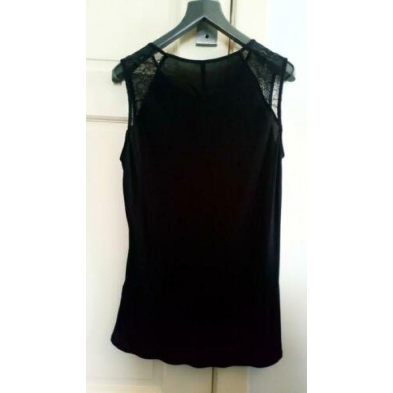 Top Karen Millen maat 36-38 (maat 12) zgan