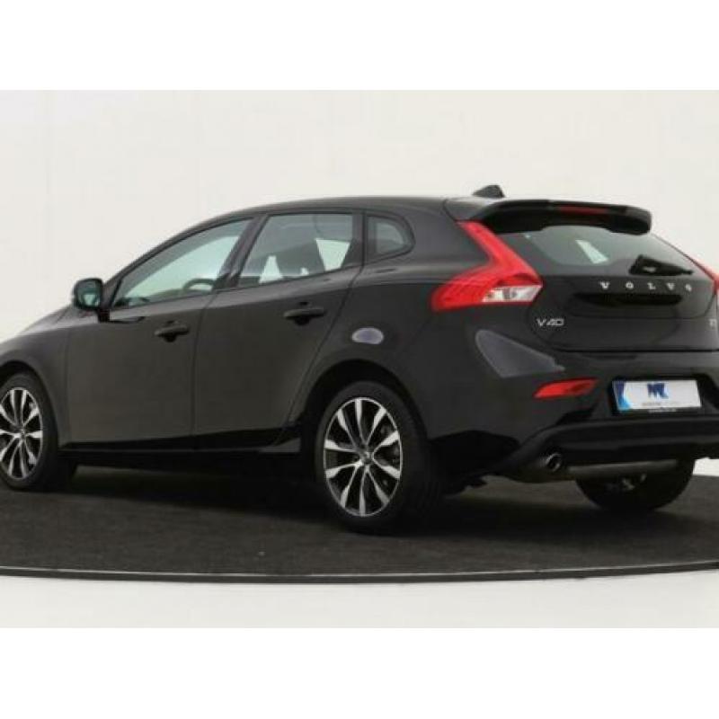 v.a. € 328 p/m | Volvo V40 1.5 T3 Momentum