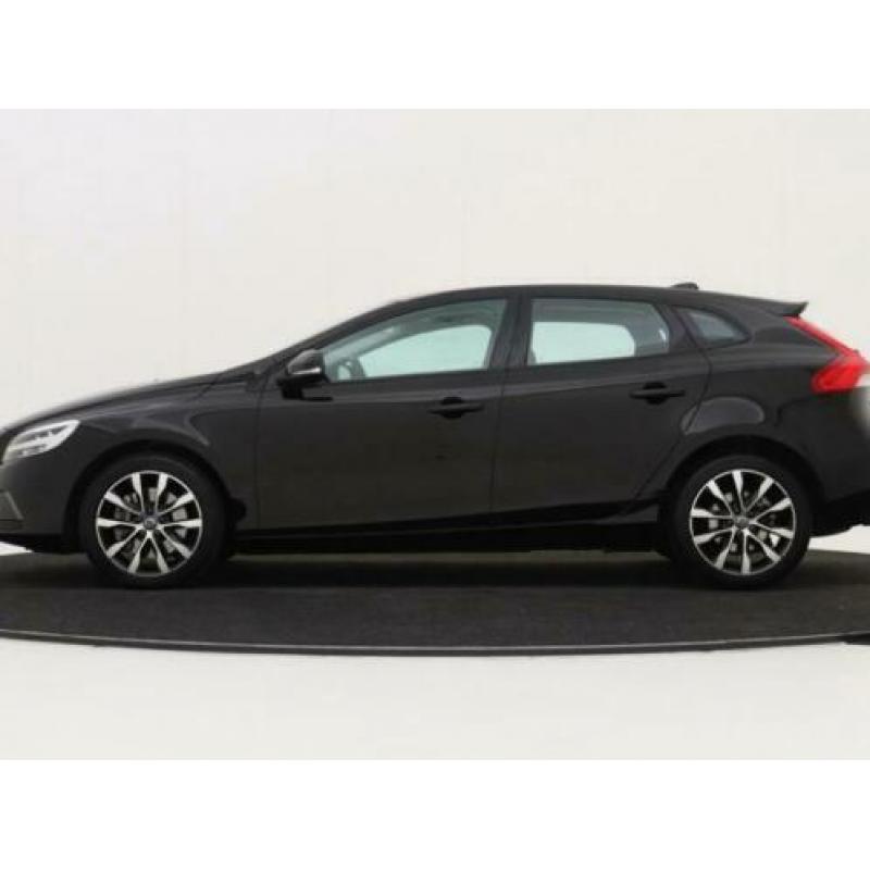 v.a. € 328 p/m | Volvo V40 1.5 T3 Momentum