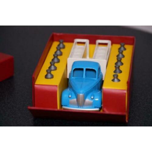 Studebaker melkwagen - Dinky Toys 25O - ATLAS
