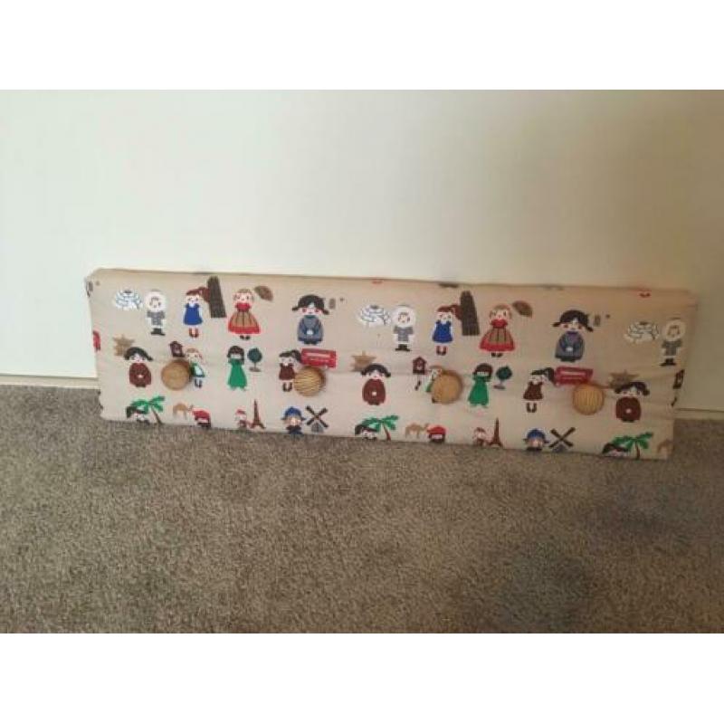 Te koop kapstokjes kinderkamer of babykamer zgan