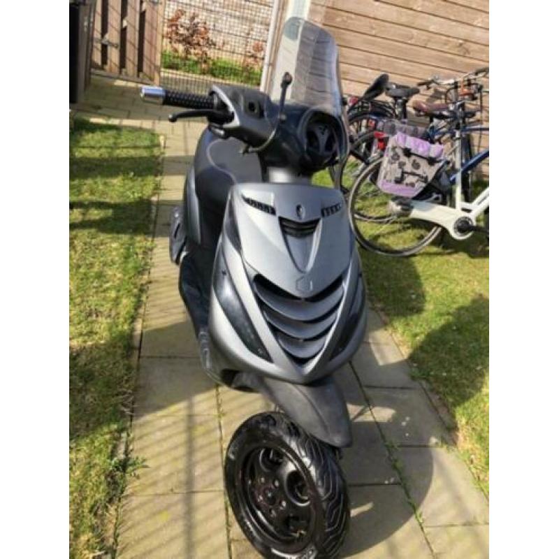 Piaggio Zip SP 4-takt