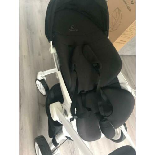 Quinny Moodd zwart/wit compleet