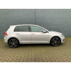 Volkswagen Golf 1.2 TSI Highline DSG Allstar