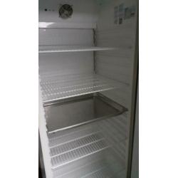 Koelkast en vriezer polar 800 liter