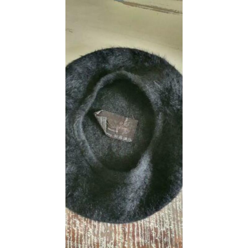 Bonte baret zwart bijna gratis