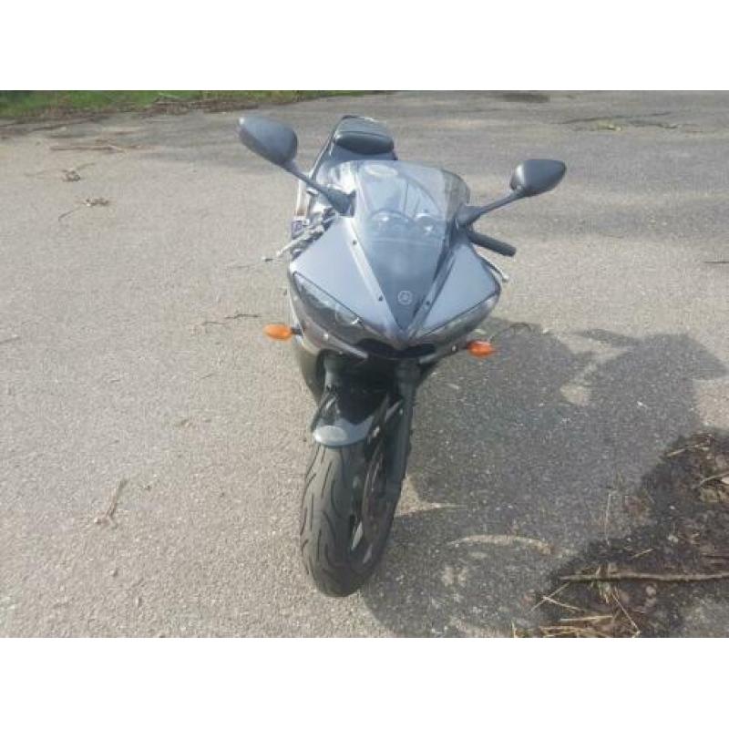 R6 uit 2004