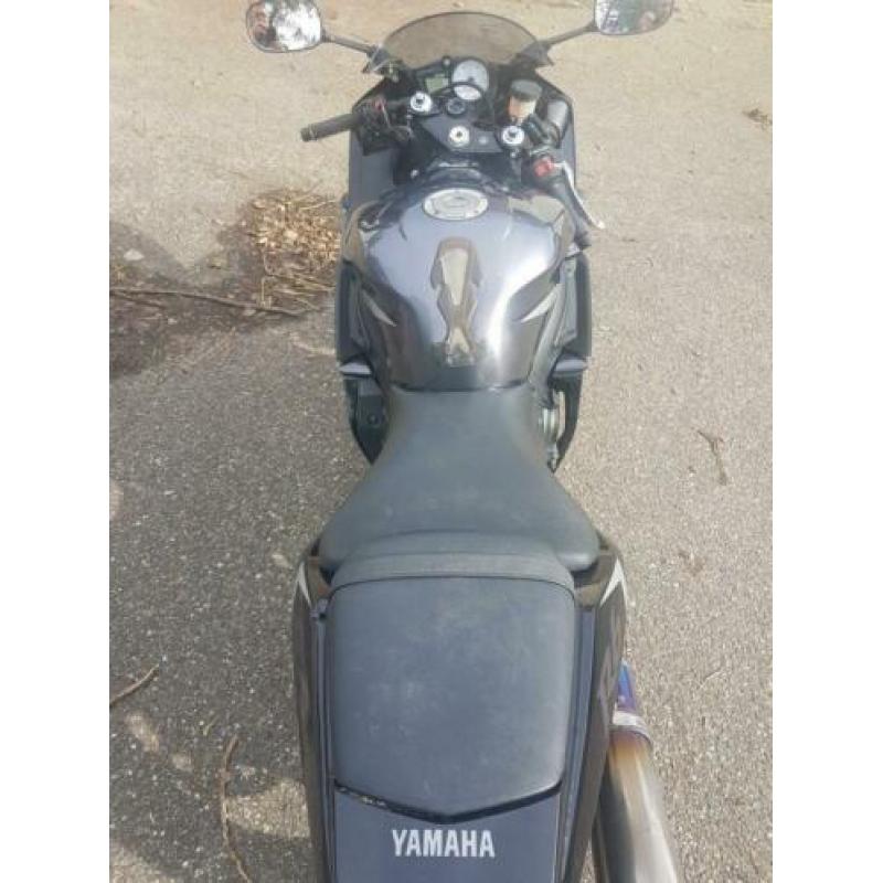 R6 uit 2004