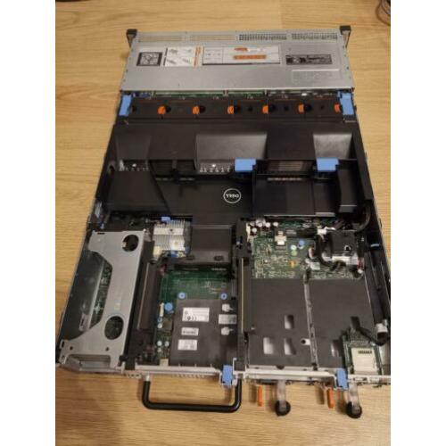 Dell R720xd: 2x E5-2690, 64GB DDR3, 12x 3.5" bays