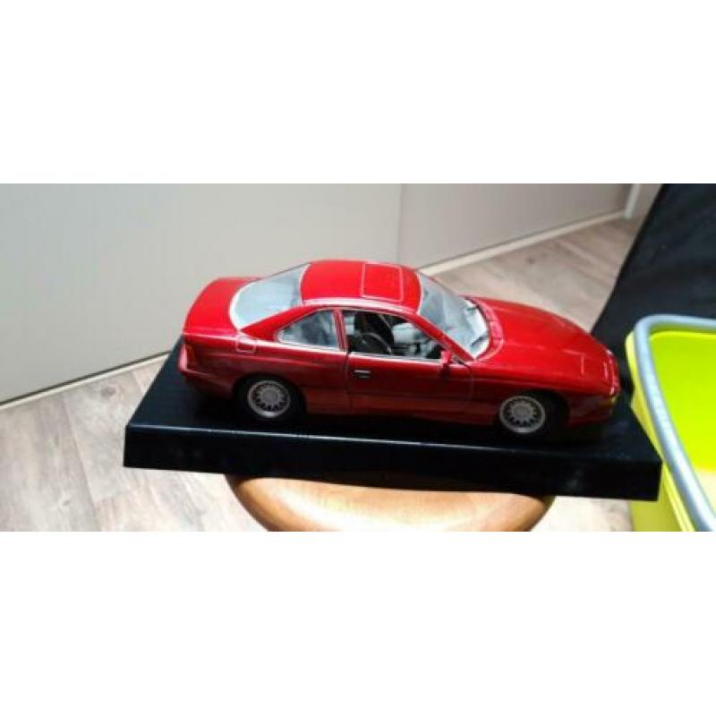 maisto BMW 850i 1990 1:18