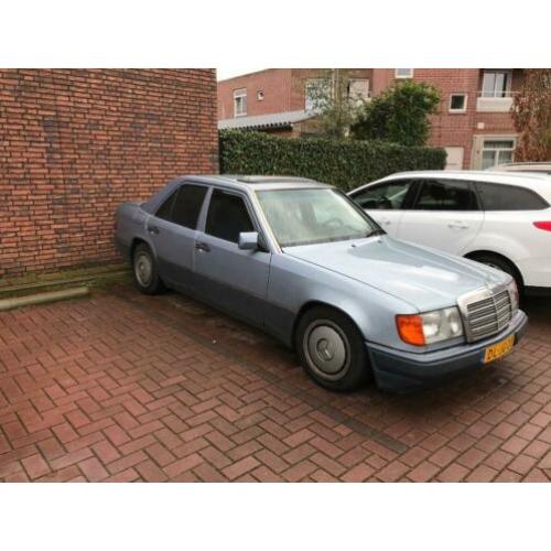 Mercedes 200-Serie 3.0 300 D 1992 Blauw