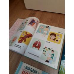 4 x junior atlas. Allemaal nieuw