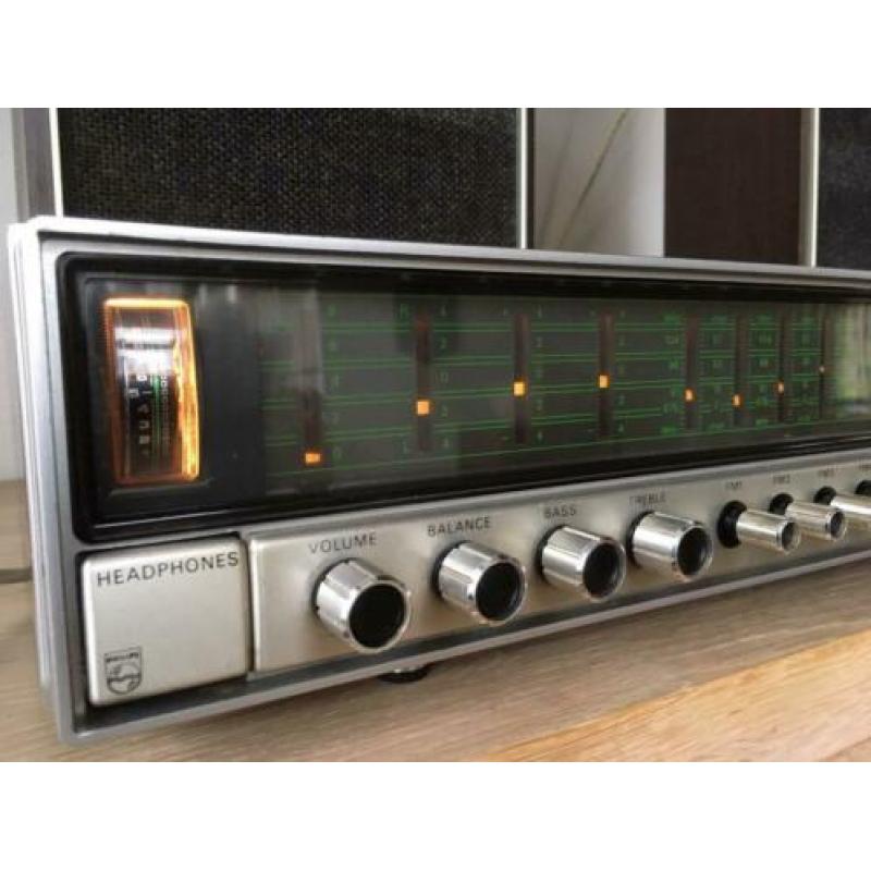Vintage Philips 702 stereo set