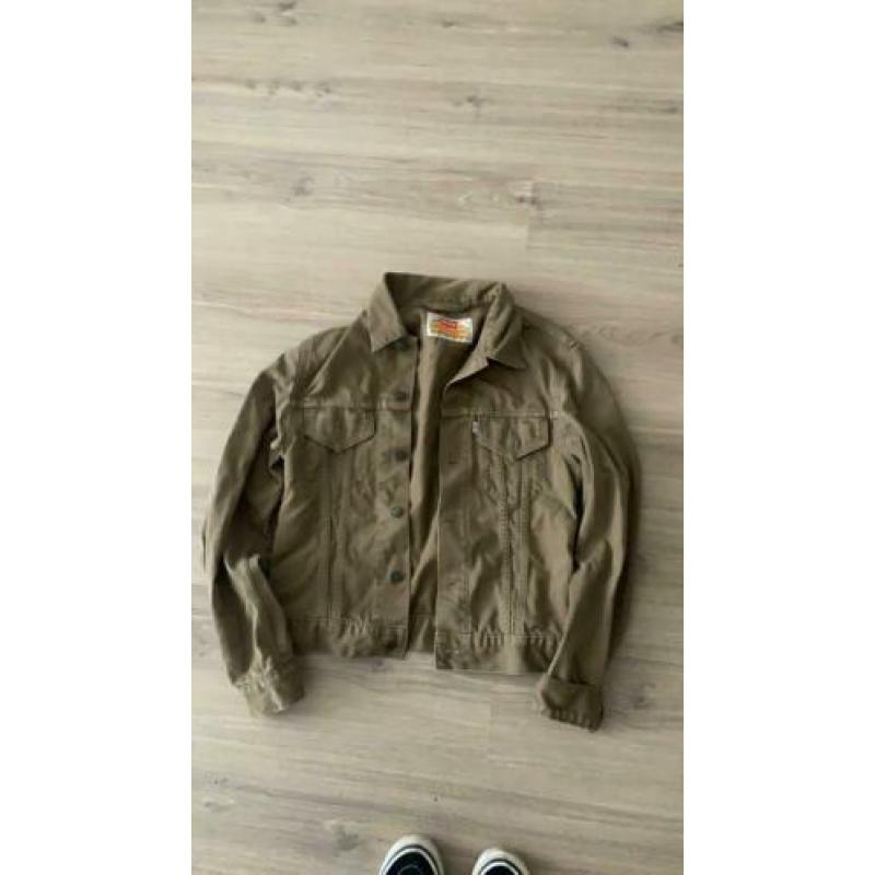 Levi’s jasje maat M