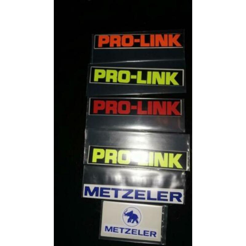 pro-link en metzeler stickers (is van honda )