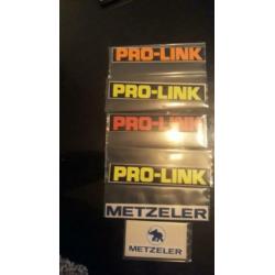 pro-link en metzeler stickers (is van honda )