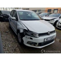 Volkswagen Polo 1.2 TSI 6-BAK! 110PK! PDC/STOELVERW RIJDBAAR