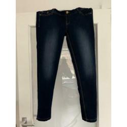 Mooie en fijne positie kleding maat 42/44!