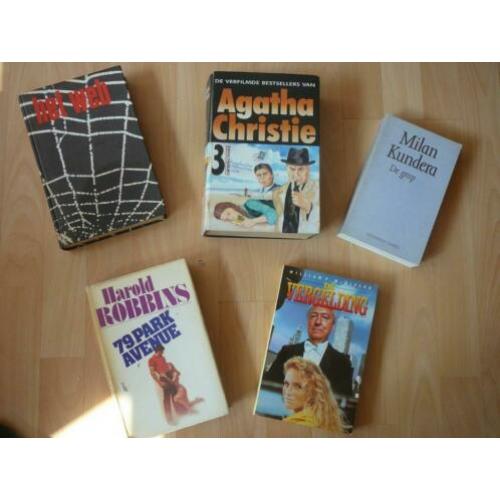 Div. Romans, o.a. Agatha christie