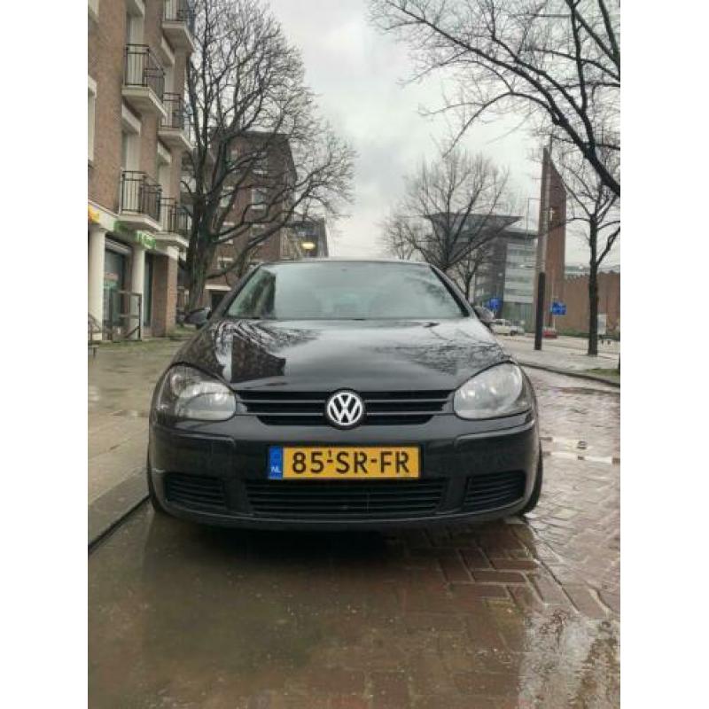 Volkswagen Golf 1.4 FSI 66KW 5D 2006 Zwart