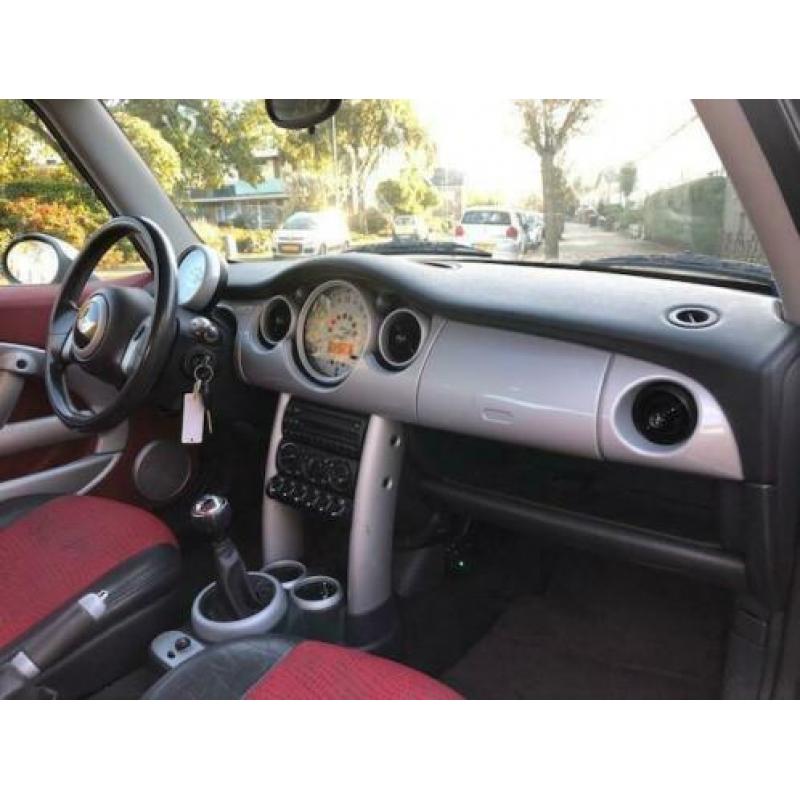 Mini Mini 1.6 Cooper Chili 2001 Airco! Half-leer! Goed rijde