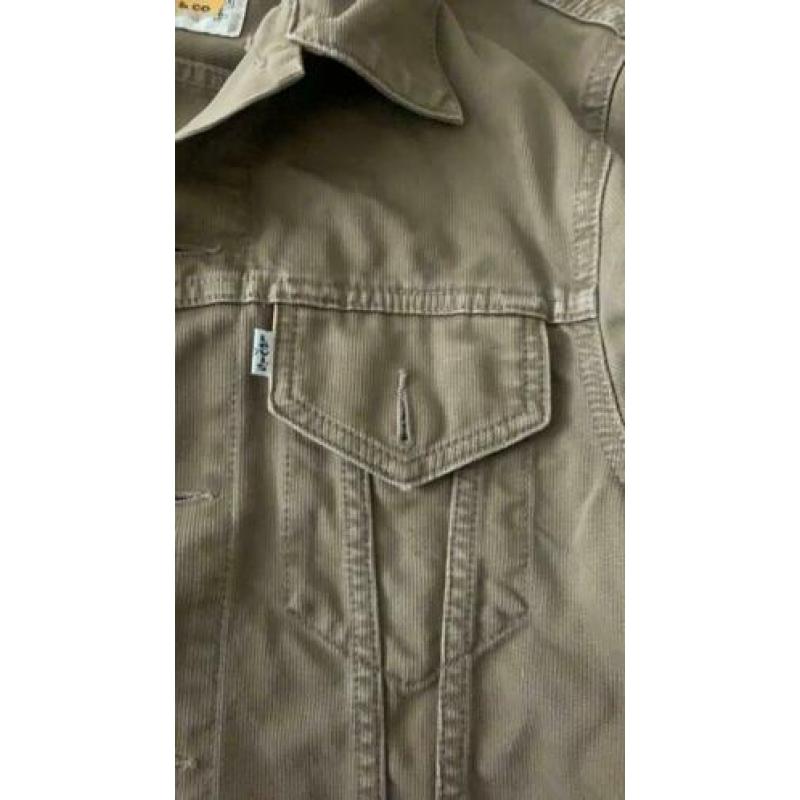 Levi’s jasje maat M