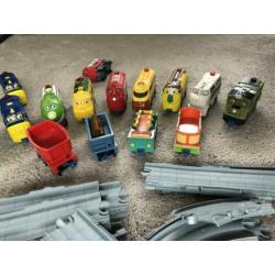 Grote set van chuggington. Treinen, banen en extra’s