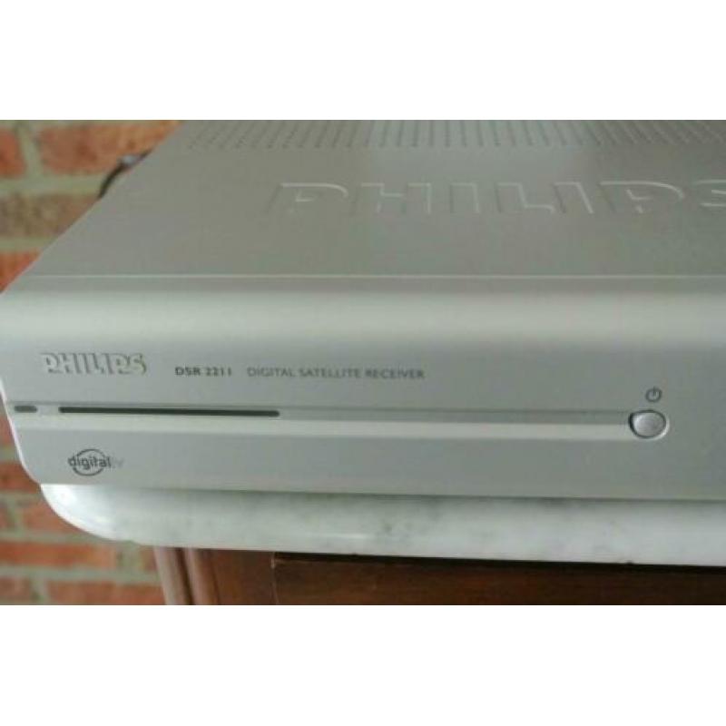 2x Philips Satelliet Decoder Ontvanger DSR 2211