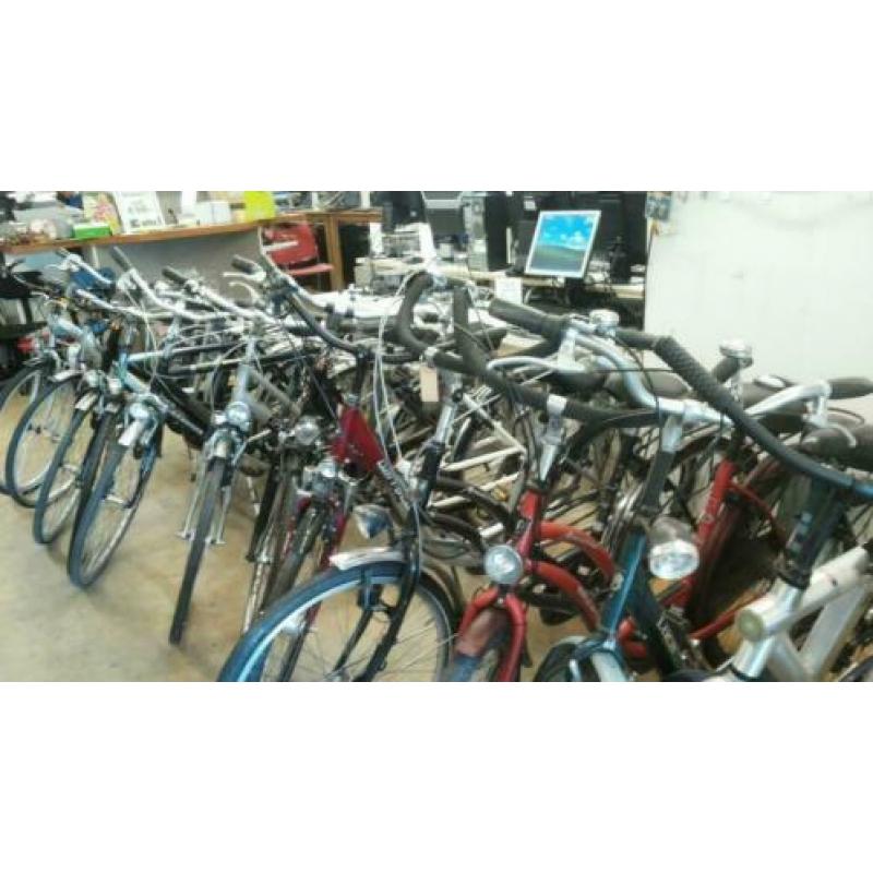 Fietsen | oma fiets | herenfiets | damesfiets....