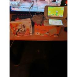 New Nintendo 2ds xl + pokemon sun + oplader + originele doos