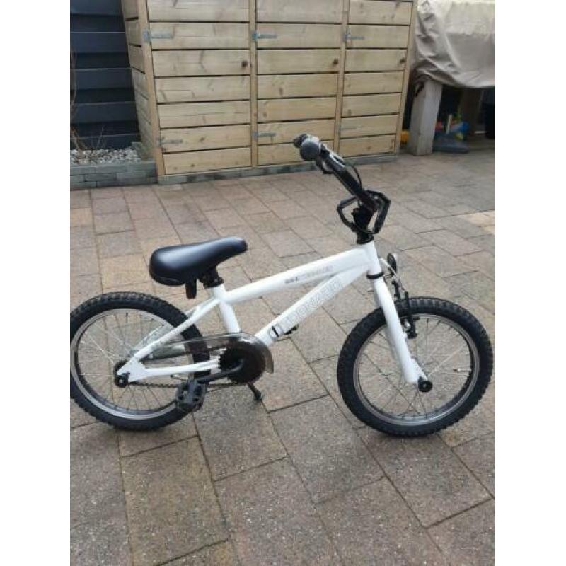 16 inch crossfietsje/bmx