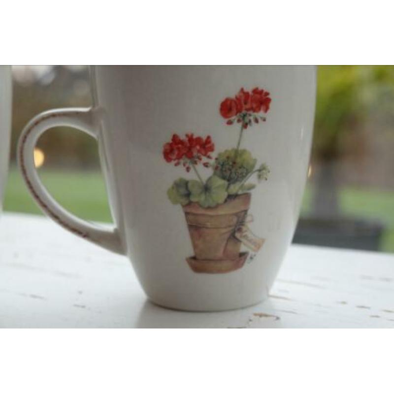 Twee koffiemokken van JET
