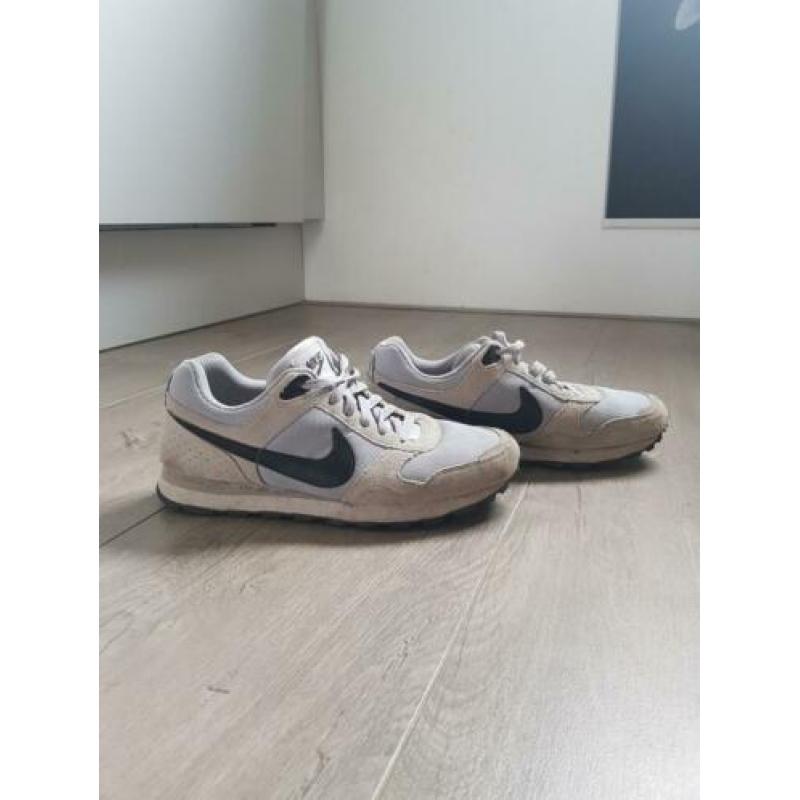 Nike sneakers grijs; maat 40