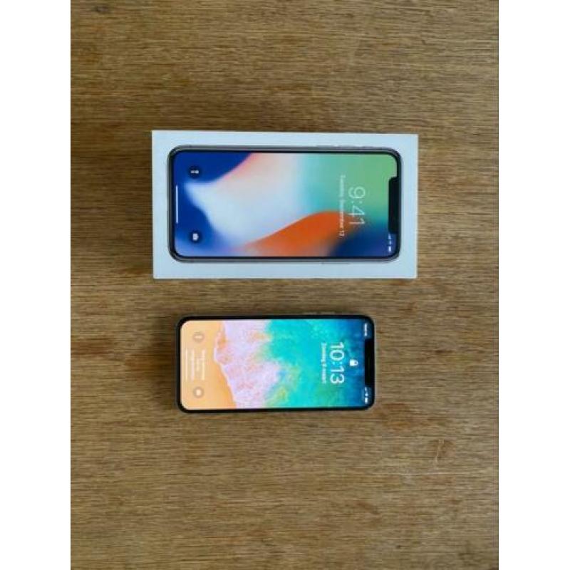 iPhone X 64