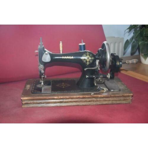 Hansa - Decoratieve naaimachine met stofkap - Hout, IJzer (g