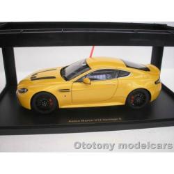 Aston Martin V12 Vantage S 2015 Geel 1/18 Autoart