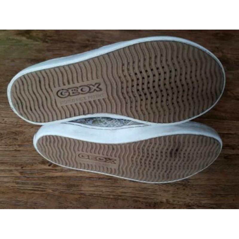 Geox sneakers maat 32