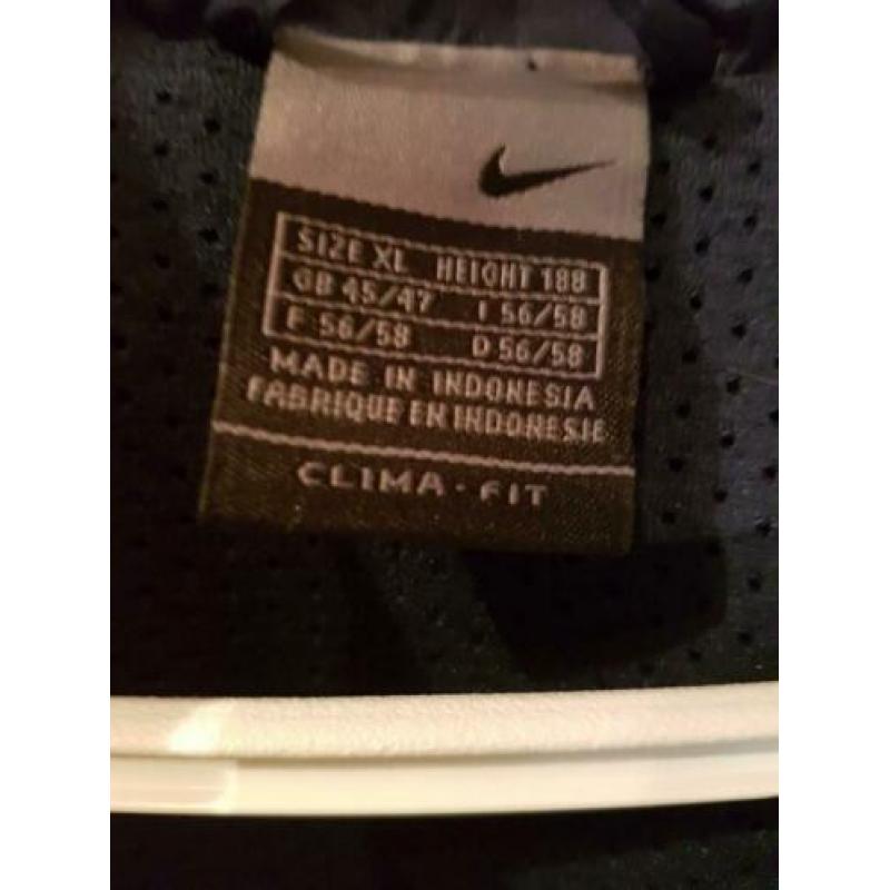 Nike jas gevoerd fc barcelona