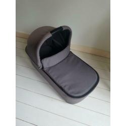 Nette Easywalker Mosey combiwagen grijs (reiswieg & buggy)