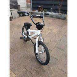 16 inch crossfietsje/bmx