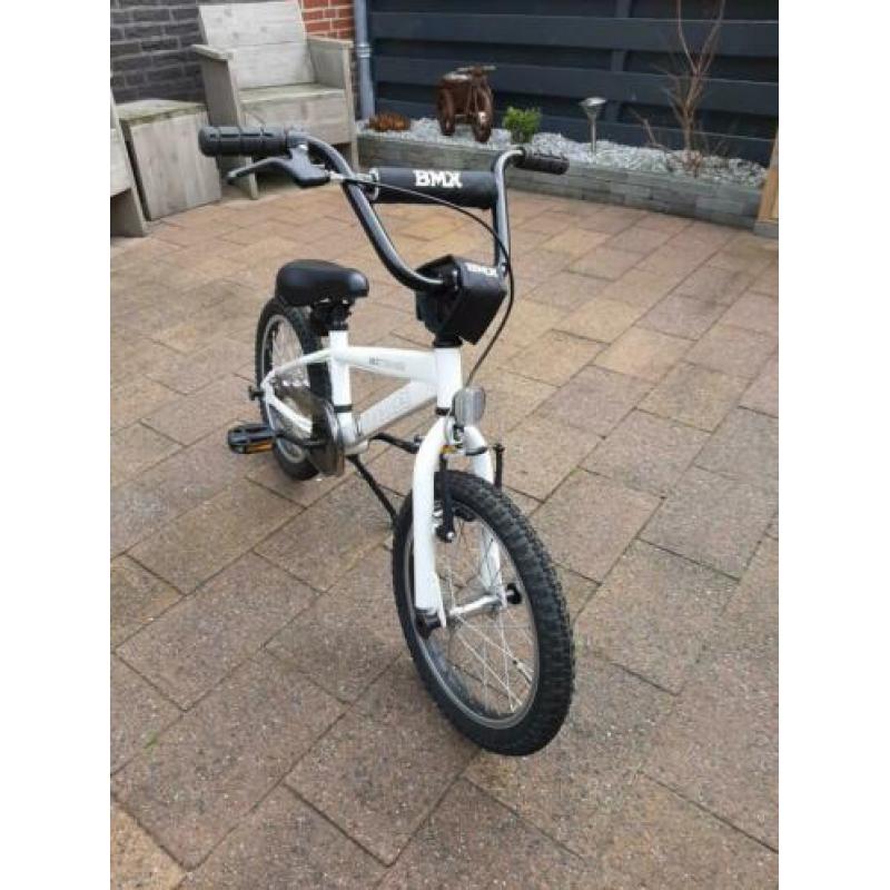 16 inch crossfietsje/bmx