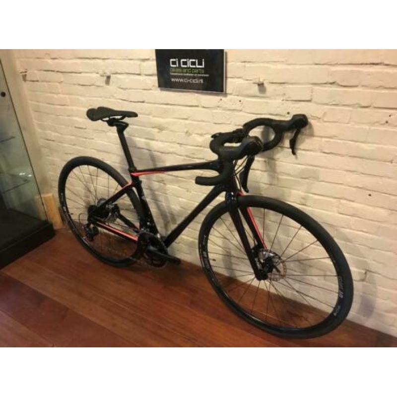 Specialized Ruby Comp Disc dames racefiets Shimano 105 51cm
