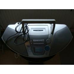 Panasonic radio met cassetterecorder en cdspeler