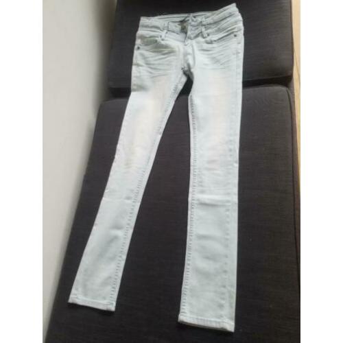 Circle of trust jeans mt 27 lichtblauw spijkerbroek